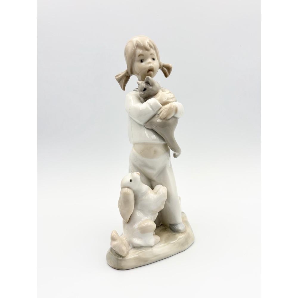 Vintage Lladro 5743 Don't Forget Me Girl Figurine Holding Cat Made In Spain 8"